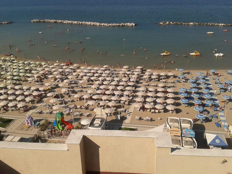 Hotel President Gallery 10