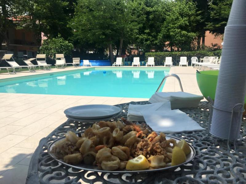 Hotel Royal Inn Gallery 6