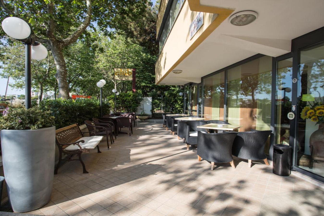 Hotel Club Gallery 5