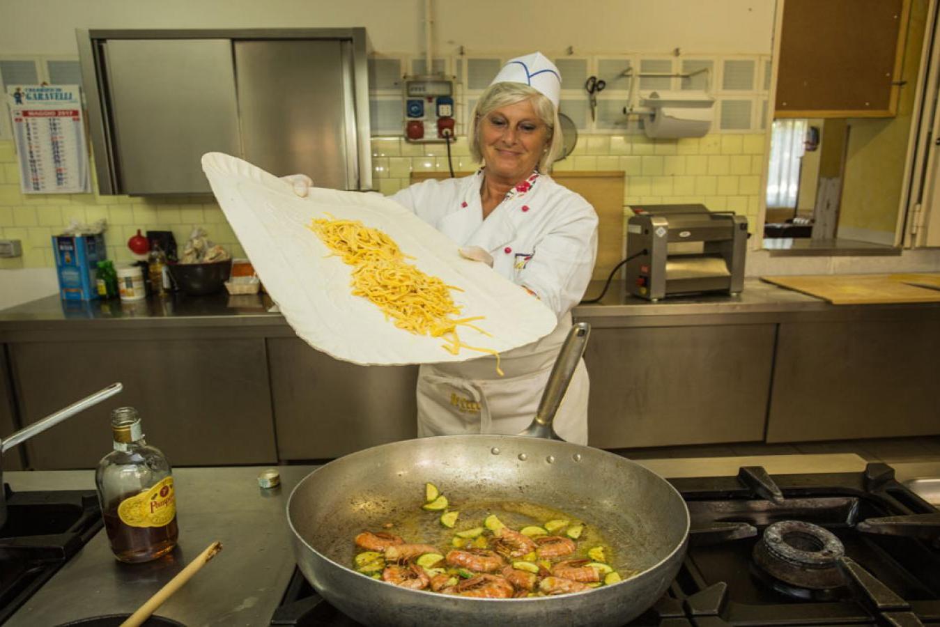 Hotel Club Gallery 24