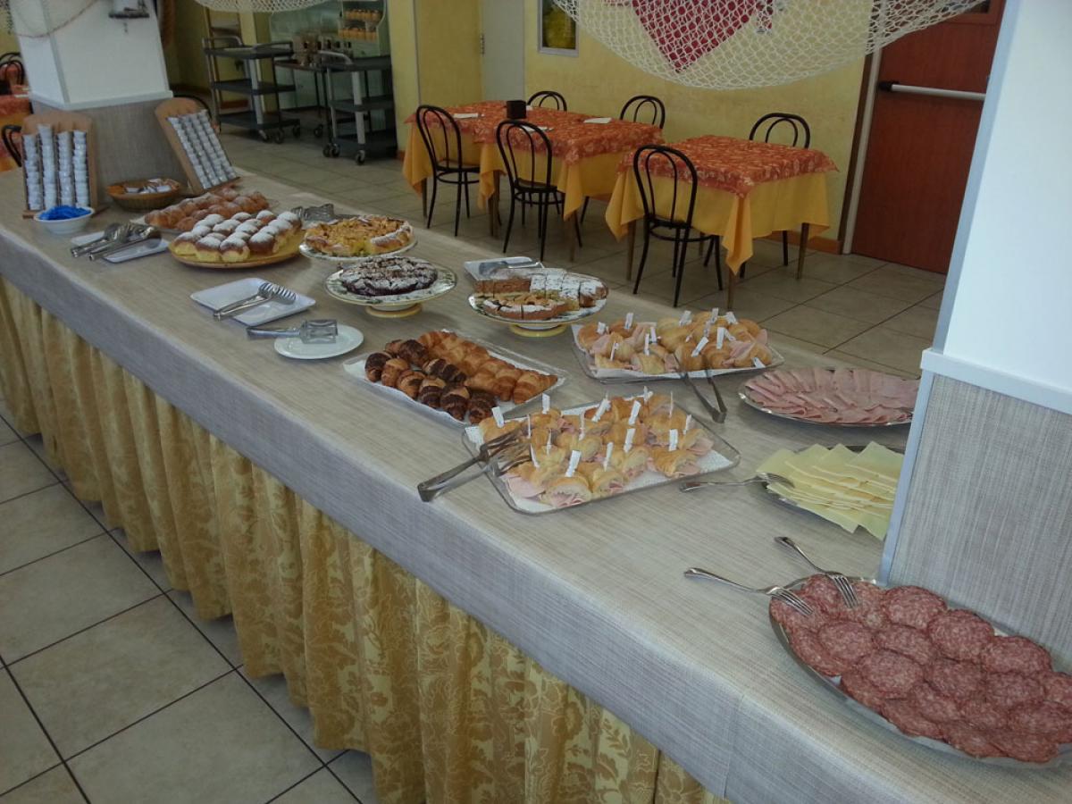 Hotel Club Gallery 28