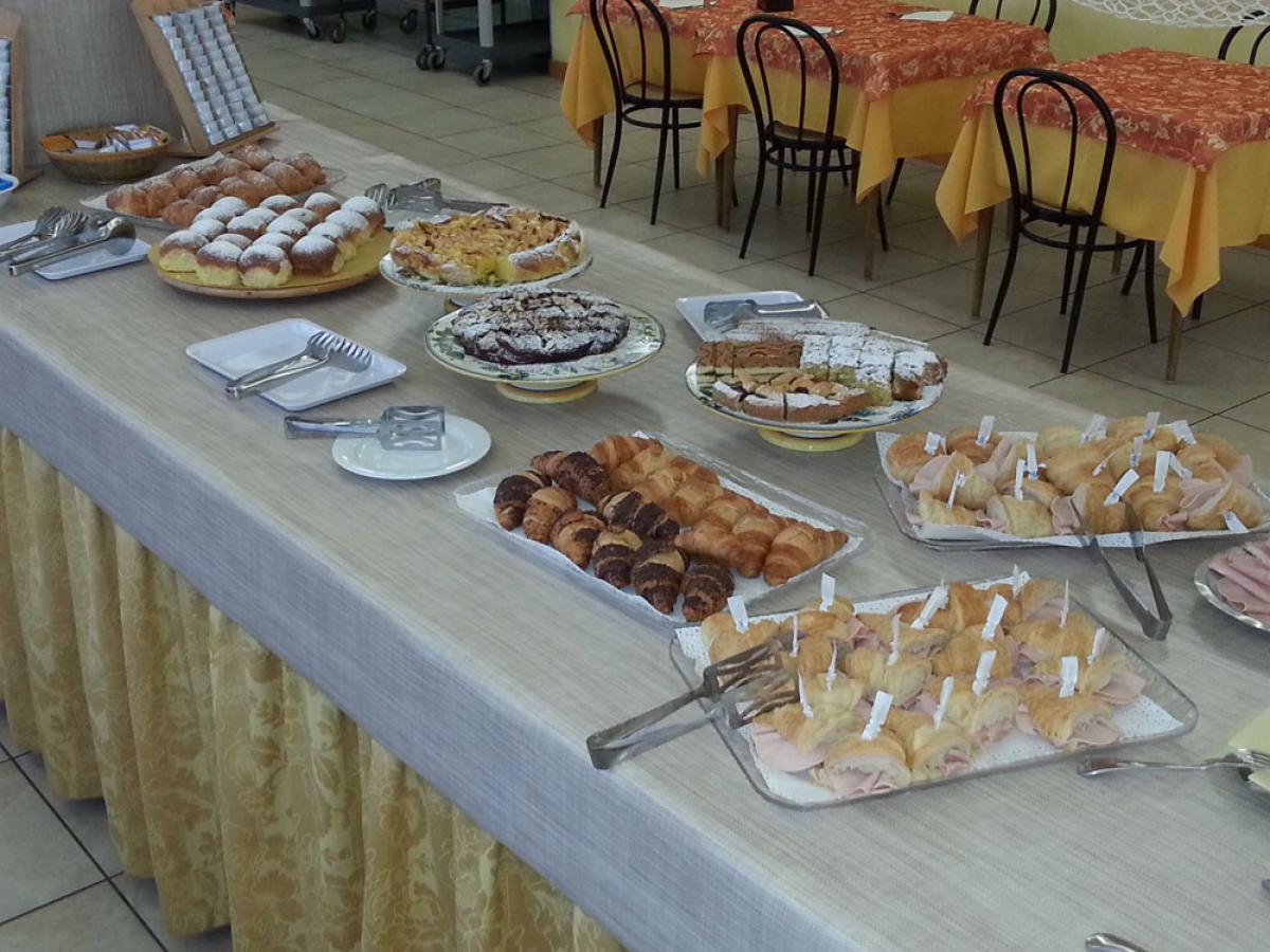 Hotel Club Gallery 29