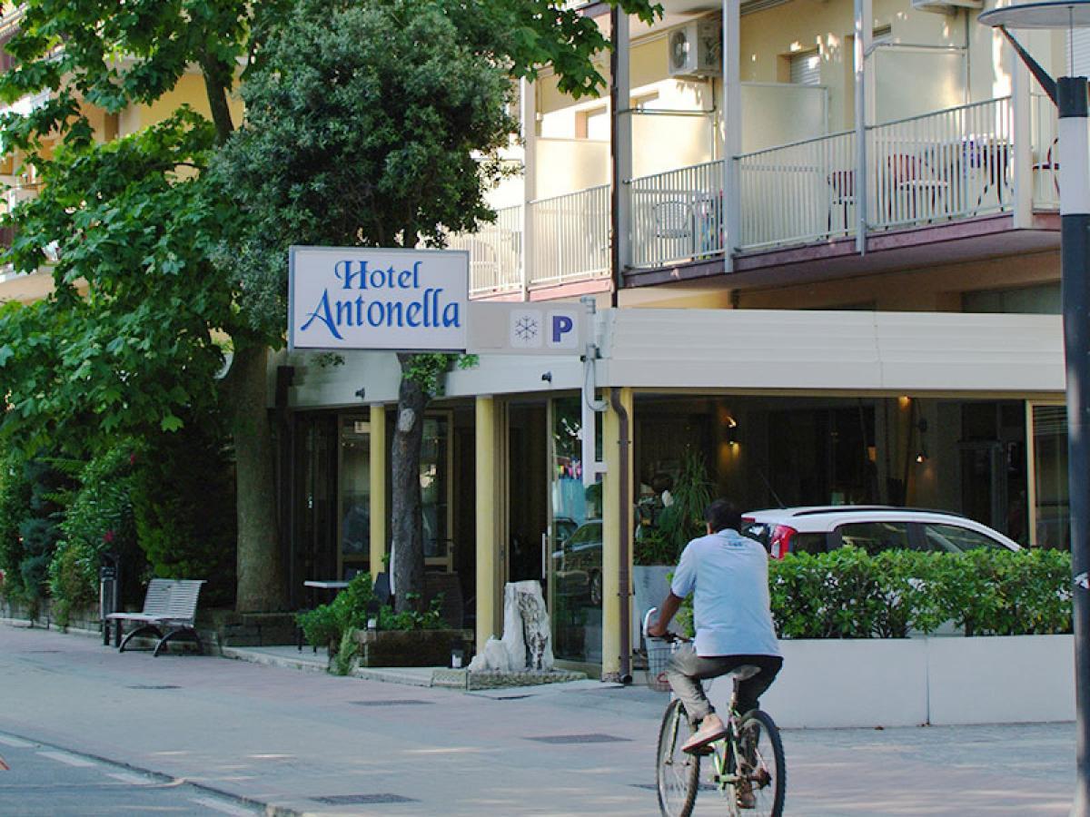 Hotel Antonella Gallery 3