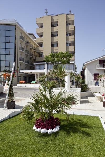 Hotel President Gallery 12