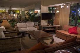 Hotel Club Gallery 13 Preview