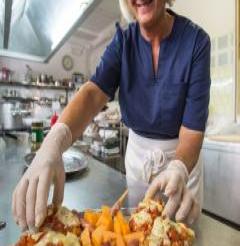 Hotel Club Gallery 20 Preview