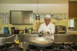 Hotel Club Gallery 23 Preview