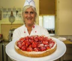 Hotel Club Gallery 26 Preview