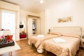 Hotel Club Gallery 31 Preview