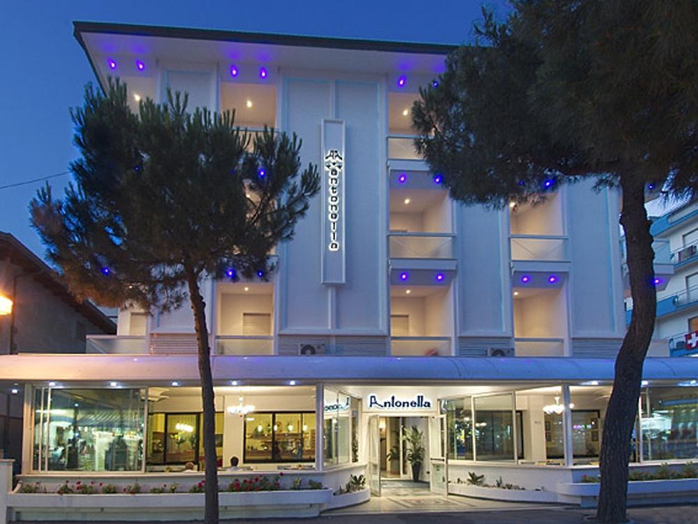 Hotel Antonella Gatteo A Mare Hotel Antonella Gatteo A Mare